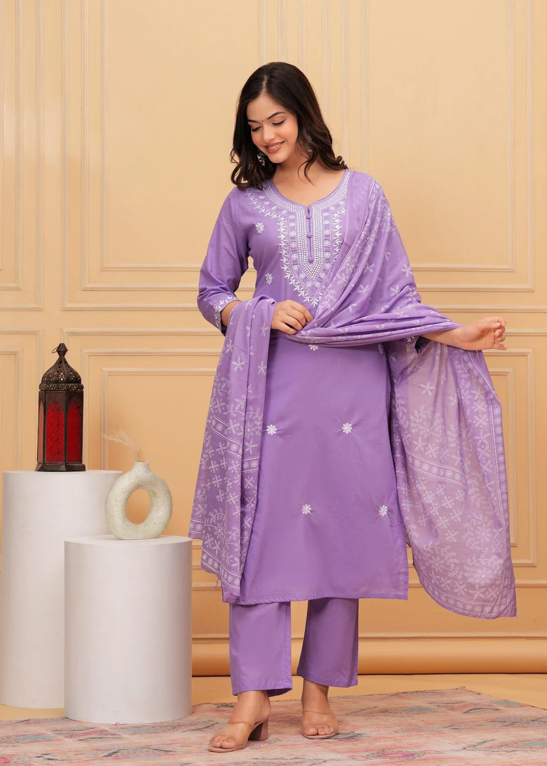 Graceful Lavender Chikankari Kurta Set with Embroidered Dupatta